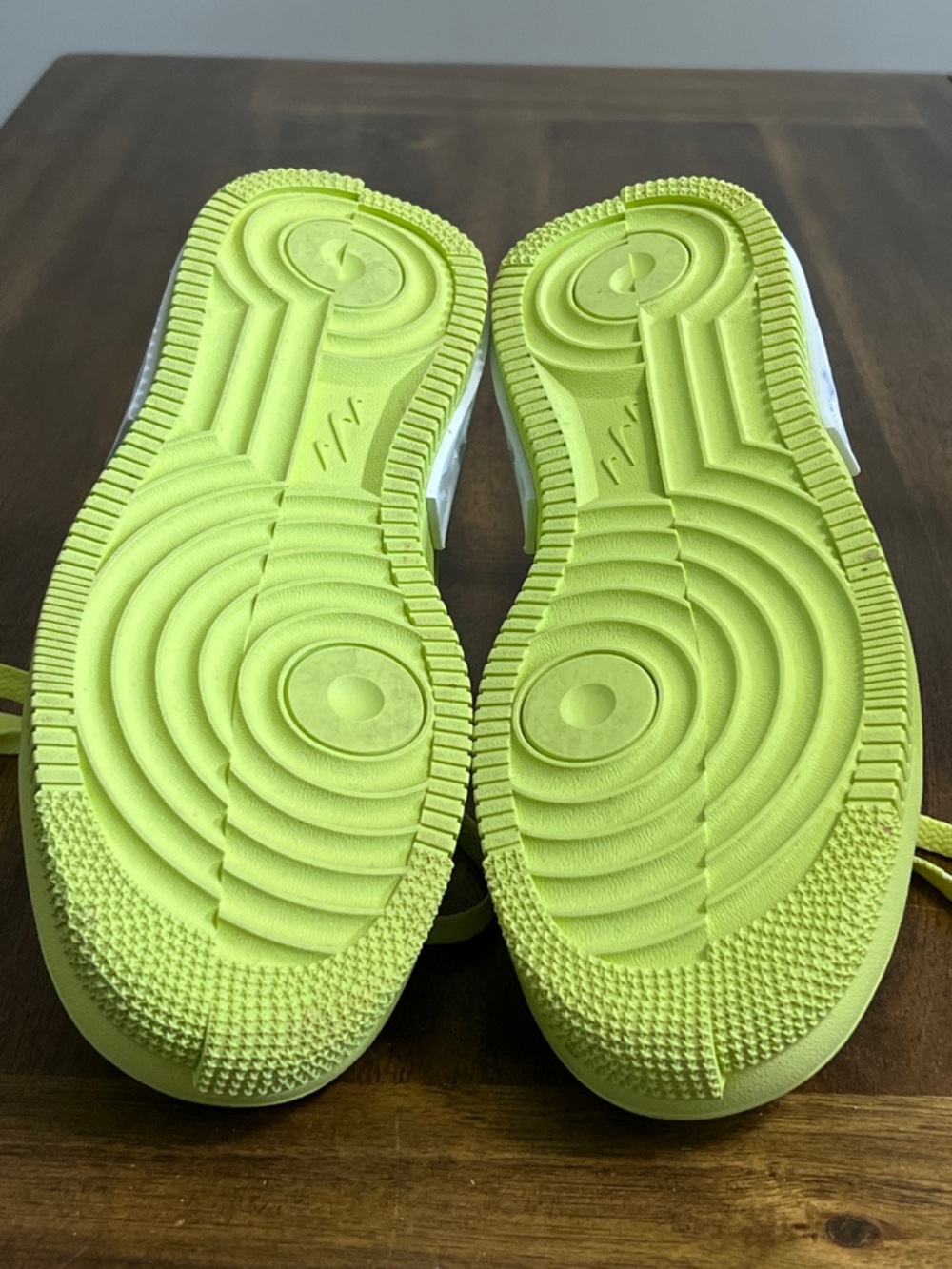 Nike Air Force One Fontanka Lime Green Sneakers Womens Size 7.5 DA7024-700 - Picture 13 of 14
